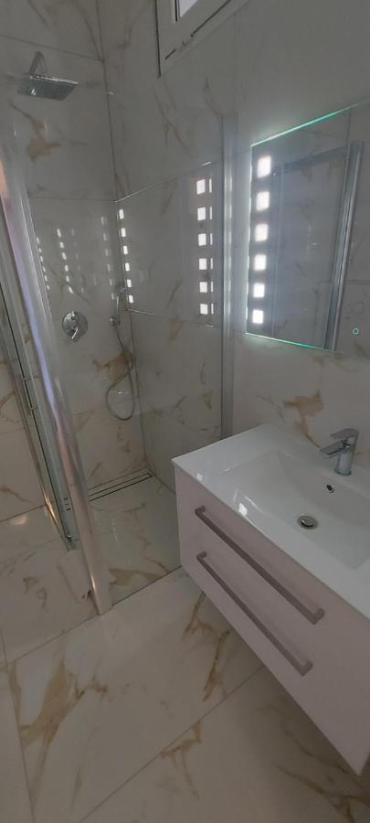 Apartman Lane Tar-Vabriga エクステリア 写真